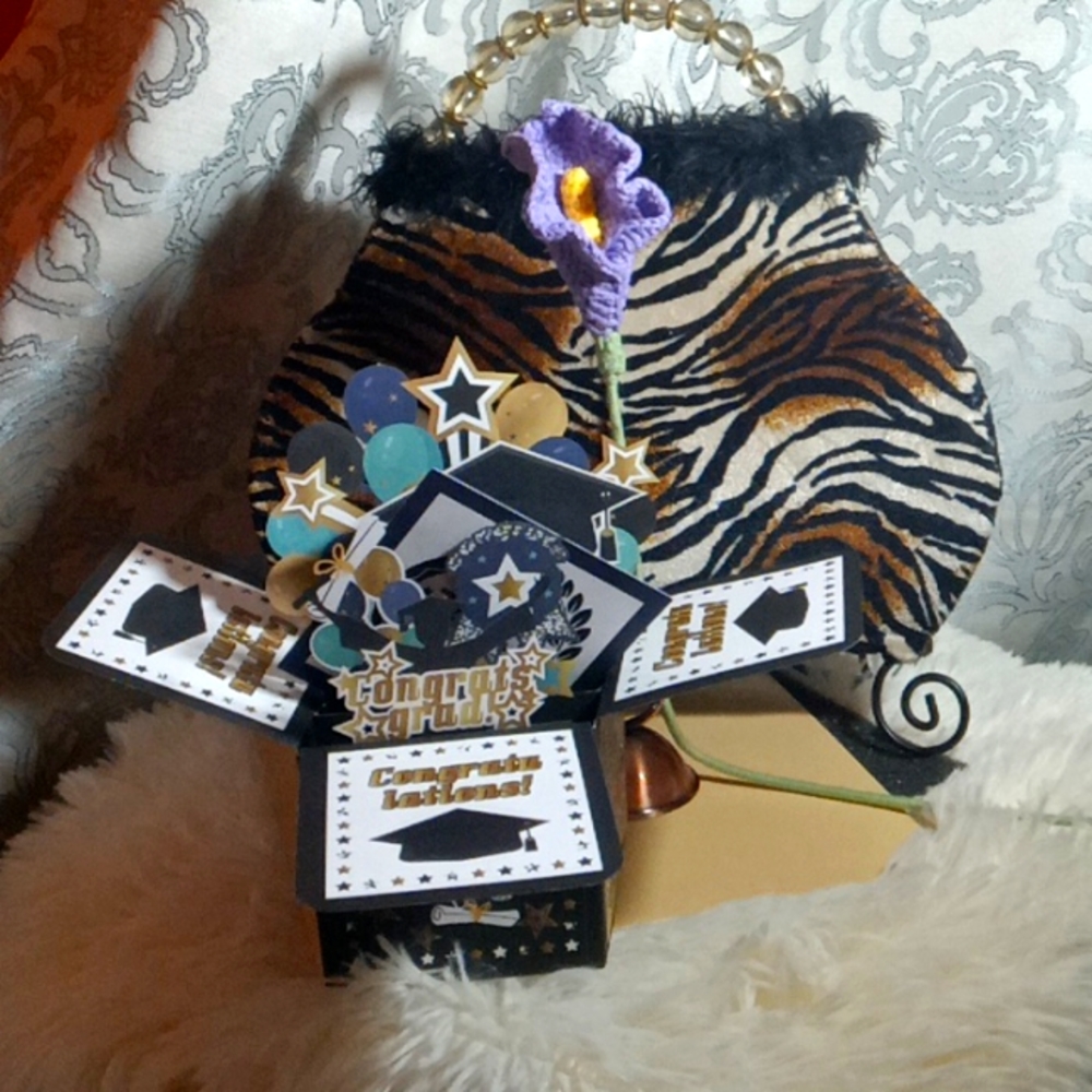 NWT graduation 3 dimensional card